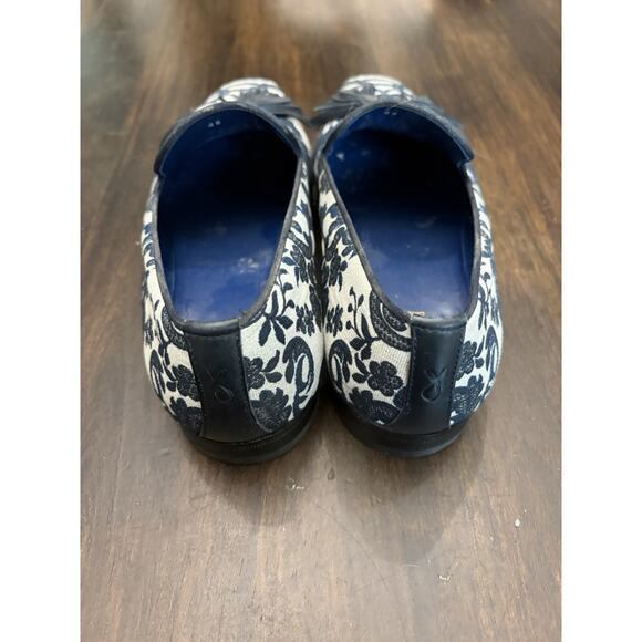 Sebastian Cruz Couture Black Jacquard Floral Loafers Tassle 40 Size 7.5 $1495 main image 9